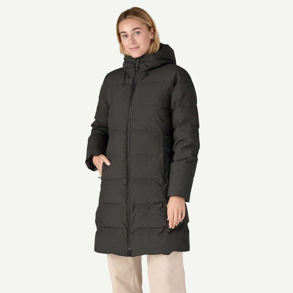 Jackson Glacier Parka-Black puffer coat on a white background