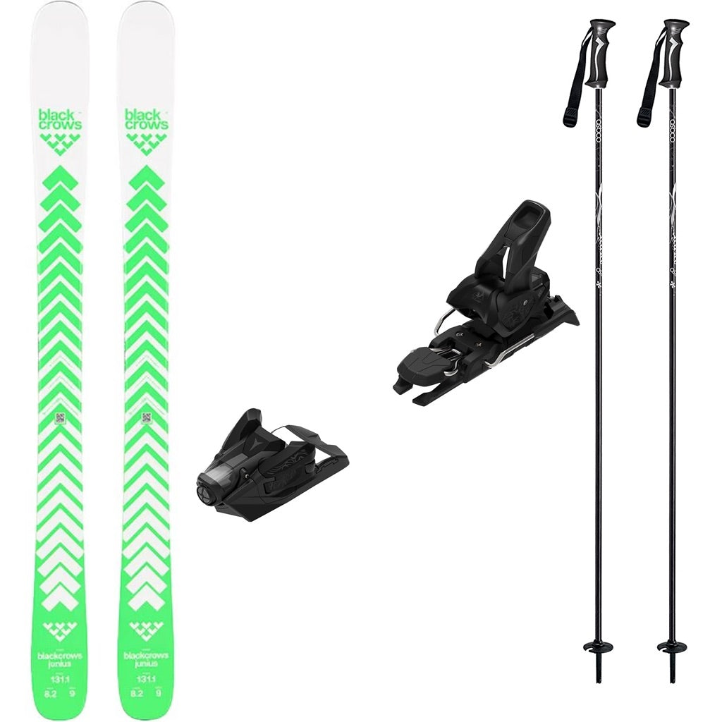 Captisw_Strive12- Ski package on a white background