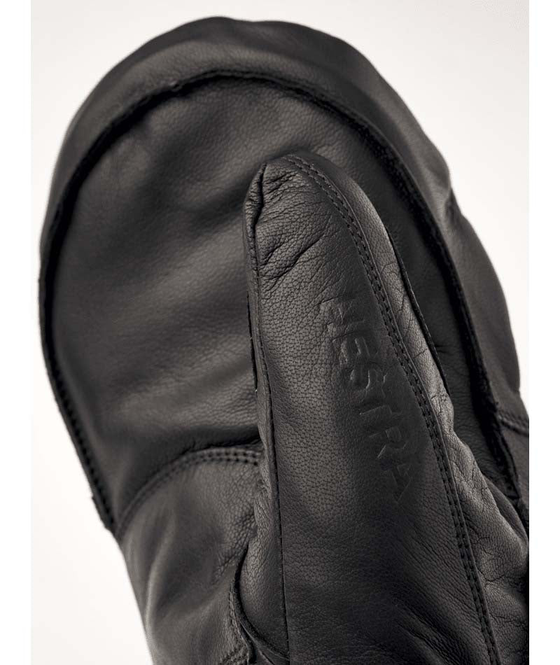 FallLineMitt-Black mitt on a white background
