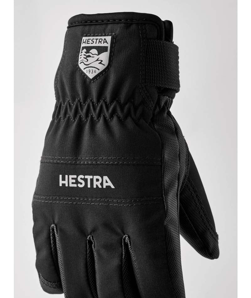 Jr.FeroxCZoneGlove-Pair of black gloves on a white background