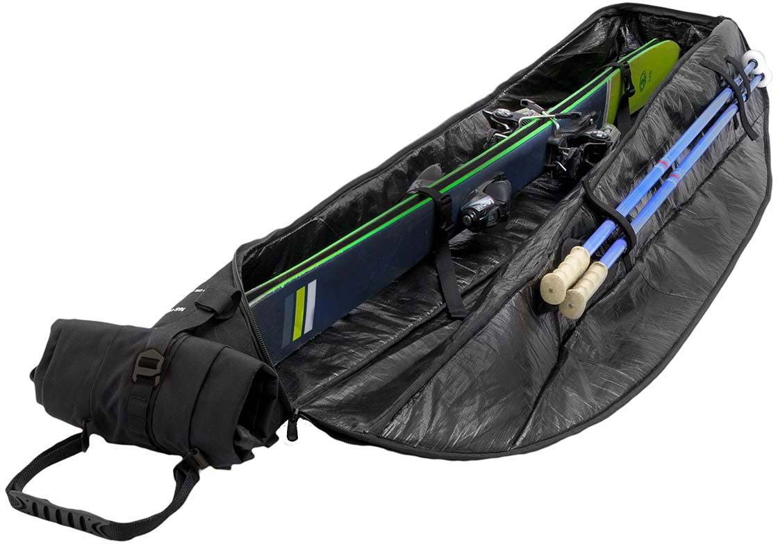 KantajaSingleRollerSkiBag- Black and blue bag on a white background