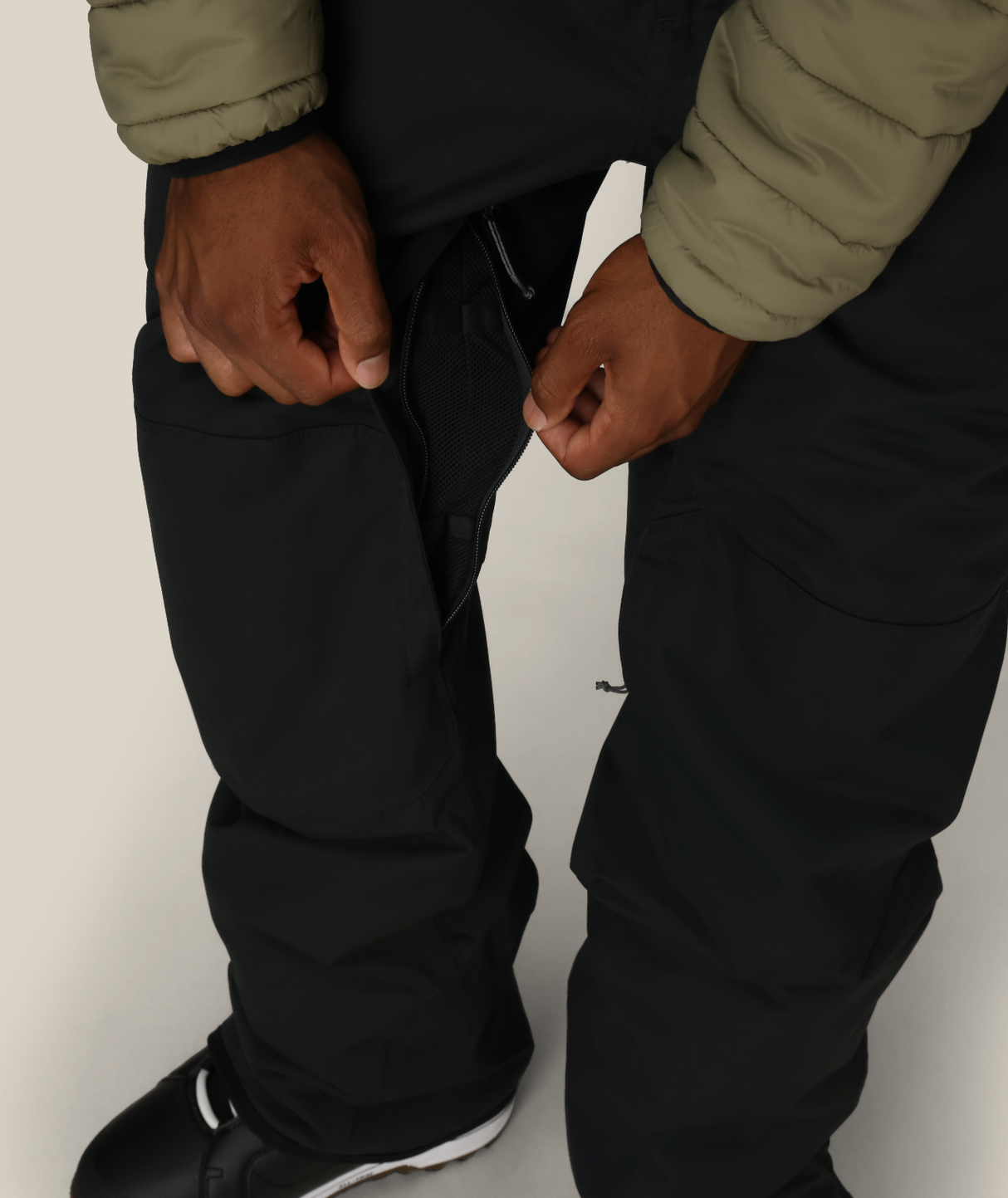 686 Hot Lap Insulated Bib (M5WN251) Mens 2026