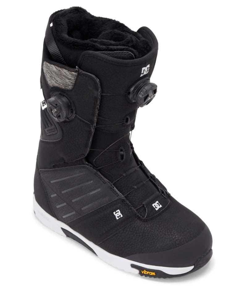 MJudge-Black and white snowboard boot on a white background