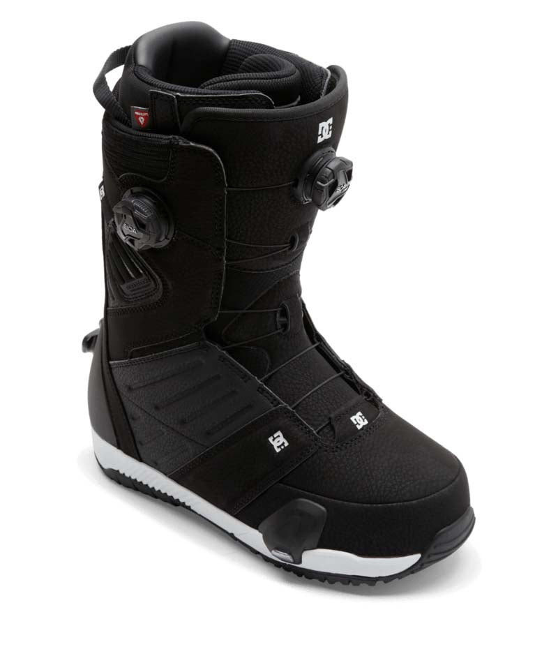 MJudgeStep-On-Black and white snowboard boot on a white background