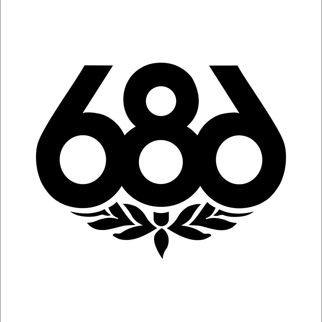 686