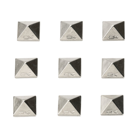 Dakine Pyramid Studs Stomp Pad 2026