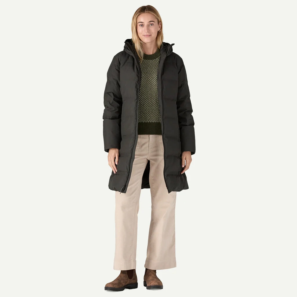 Jackson Glacier Parka-Black puffer coat on a white background
