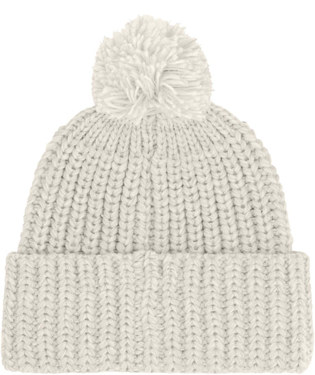 CozyChunkyCabinBeanie-Knitted beanie with pom-pom on a white background