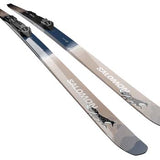 EscapeGripJr.-Two skis with bindings on a white background, featuring the Salomon brand.