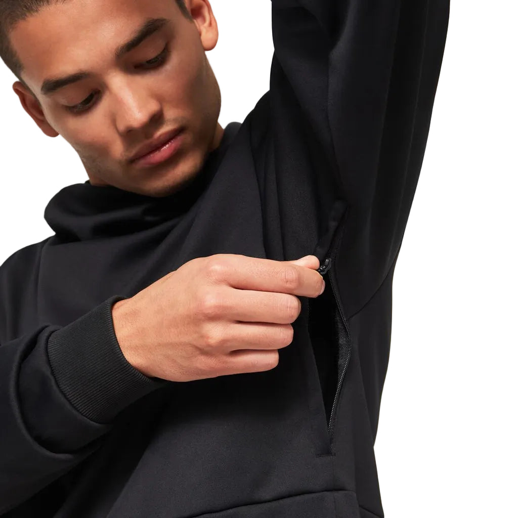 MParkRCSoftshellHoodie- Black hoodie with Oakley logo on a white background