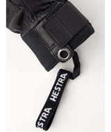 FallLineMitt-Black mitt on a white background