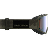 Aksium 2.0 Photo- Salomon ski goggles with green frame and blue lenses on a white background