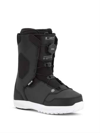 LassoJr.- Black snowboard boot on a white background