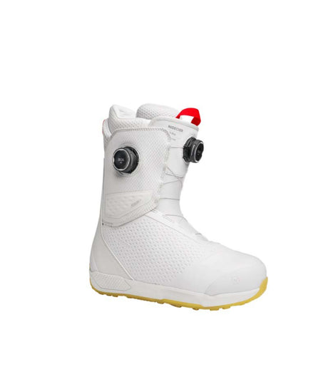 MRiftPro-White snowboard boot with black straps and a red tag on a white background