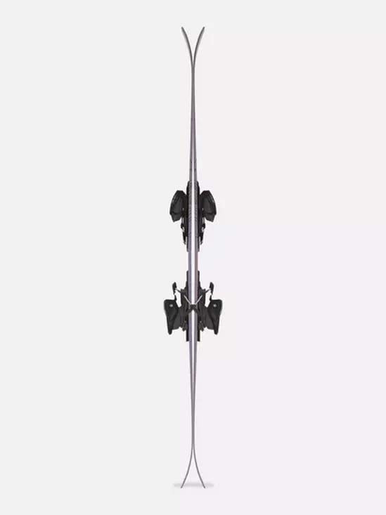 RevoltJrUrban-Pair of purple skis with bindings on a white background