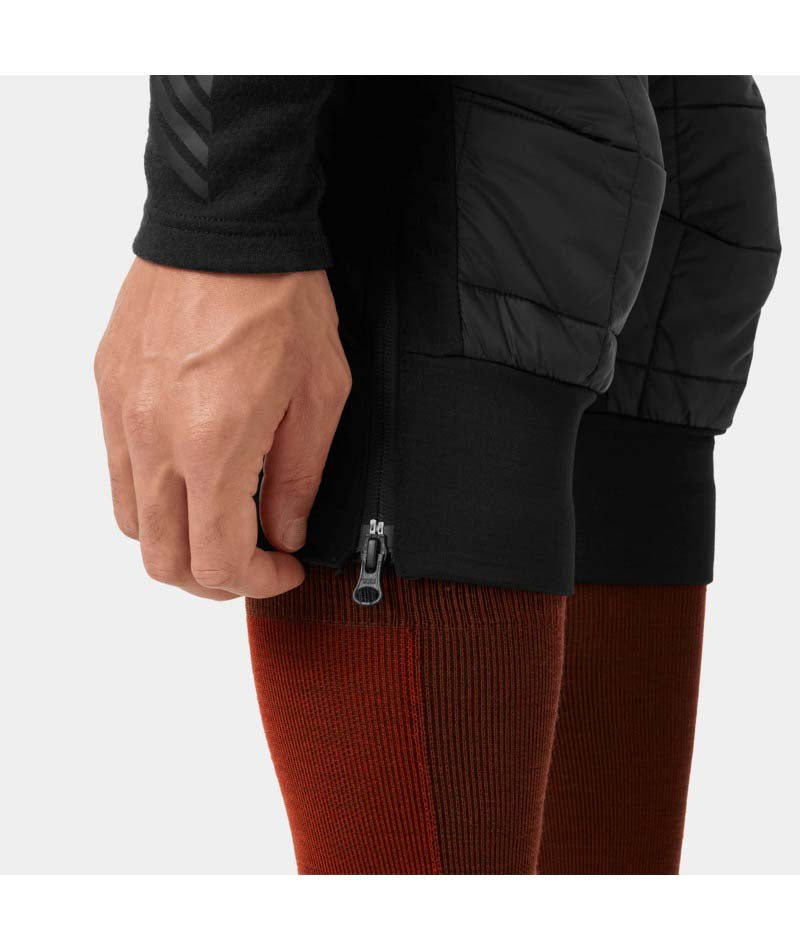 RidgeLifaloft3_4Pant-Black quilted pants on a white background