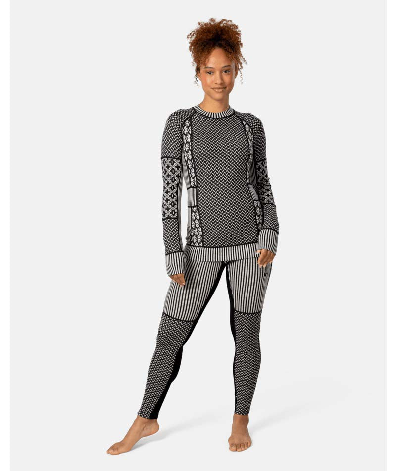 SmekkerLongSleeveBaseLayer-Black and white patterned sweater on a white background