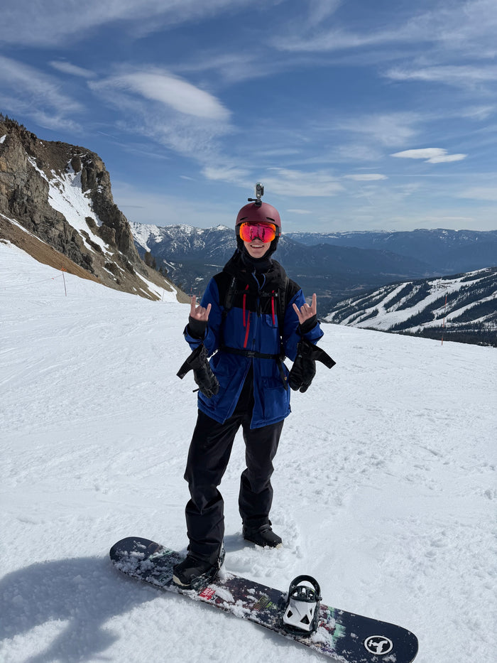 Skinny J snowboarding